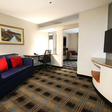 Baymont By Wyndham Lithia Springs Atlanta Hotel Ngoại thất bức ảnh