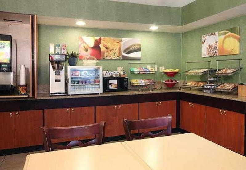 Baymont By Wyndham Lithia Springs Atlanta Hotel Ngoại thất bức ảnh